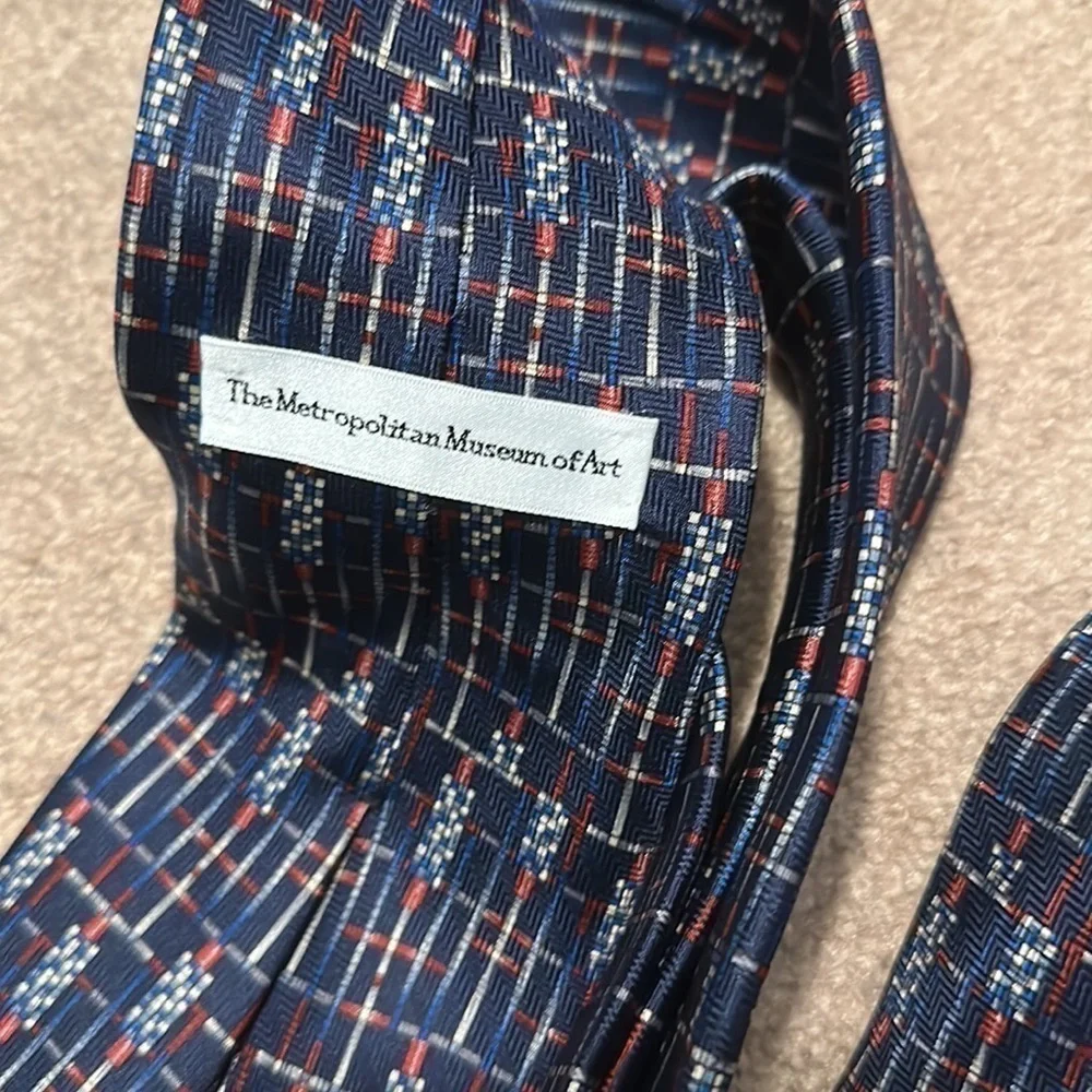 Metropolitan Museum of modern art MOMA silk tie